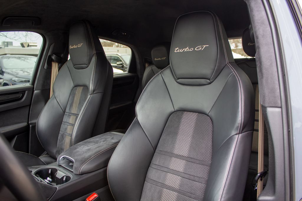Used 2023 Porsche Cayenne Turbo GT AWD/4WD image 12
