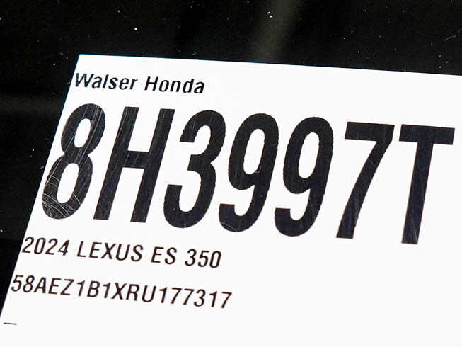 Used 2024 Lexus ES 350 w/ Accessory Package (Z1) FWD image 30