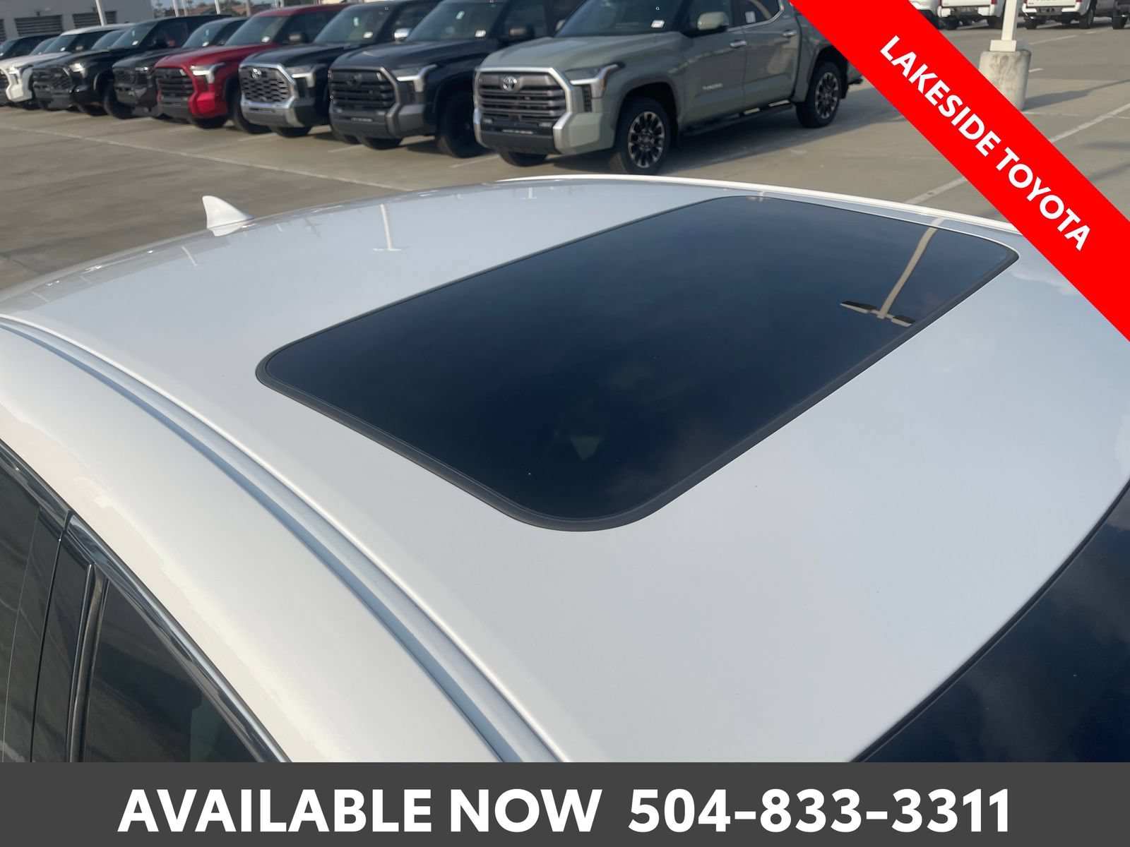 Used 2023 Lexus ES 350 F Sport w/ Accessory Package (Z2) FWD image 9