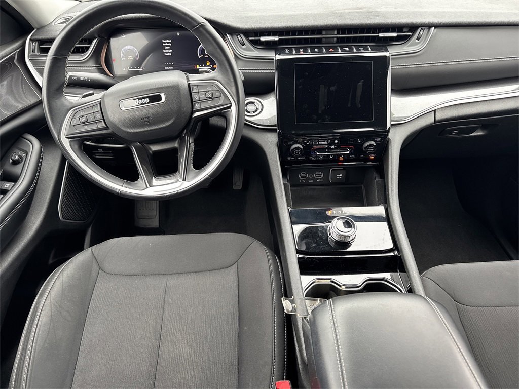 Used 2022 Jeep Grand Cherokee L Laredo w/ Luxury Tech Group I image 9