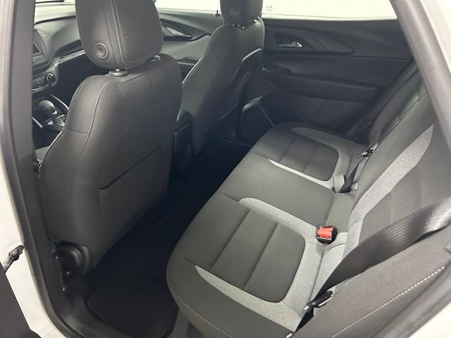 Used 2023 Chevrolet TrailBlazer LS FWD image 15