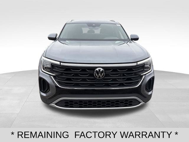 Used 2025 Volkswagen Atlas Cross Sport SE image 8