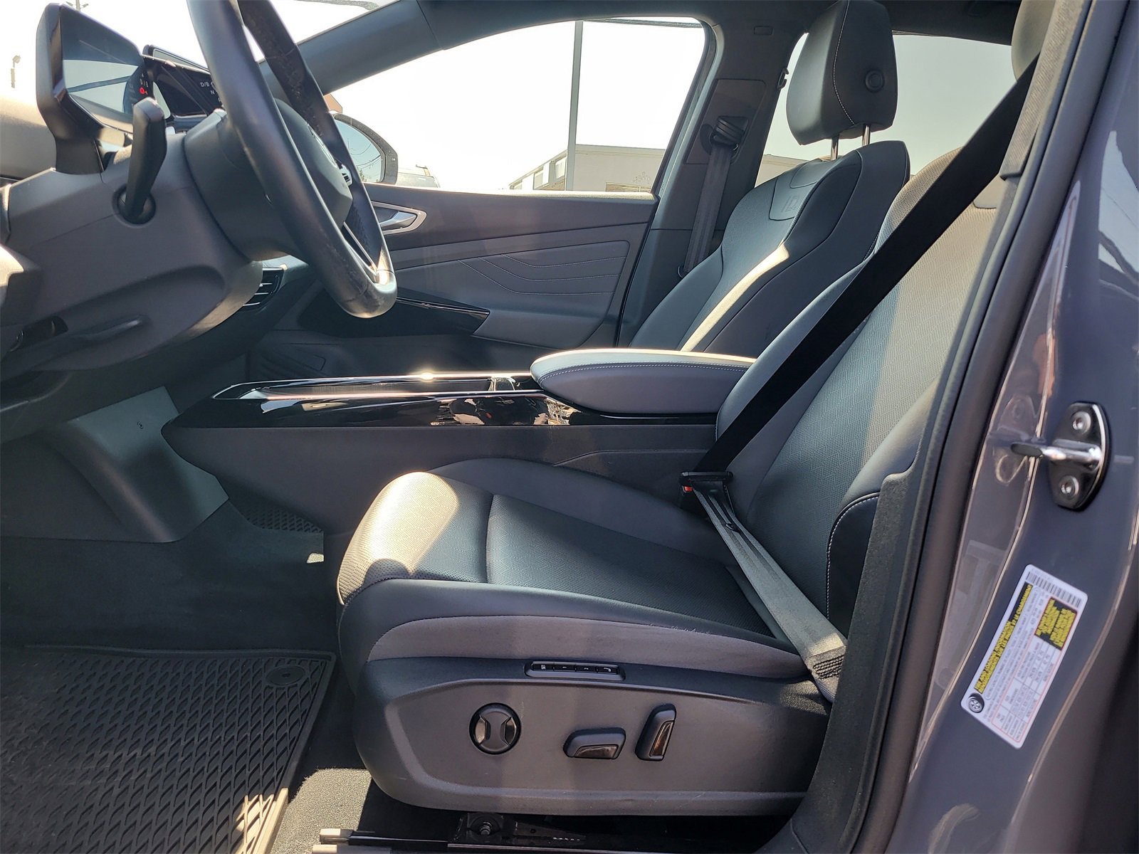 Used 2023 Volkswagen ID.4 Pro S image 18