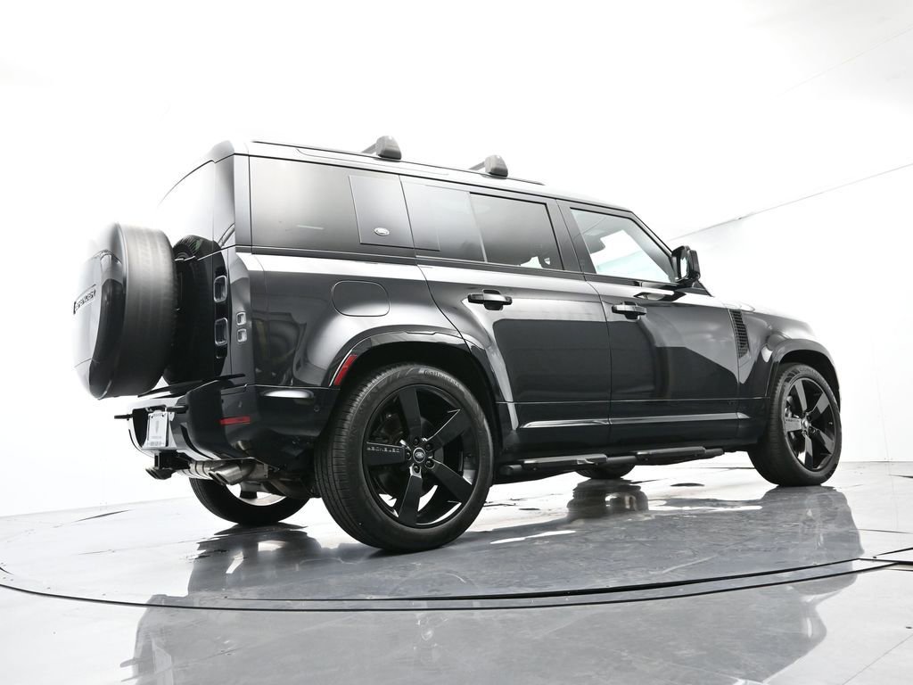 Used 2024 Land Rover Defender 110 V8 image 50