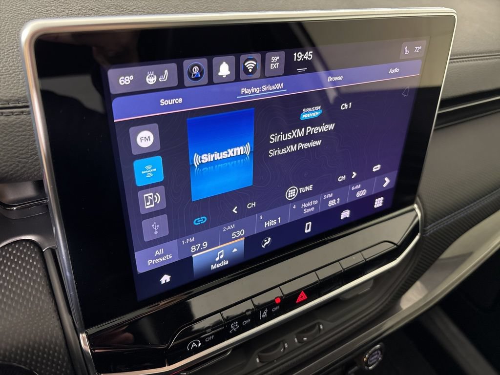 New 2026 Jeep Compass Latitude w/ Sun and Sound Group AWD/4WD image 25