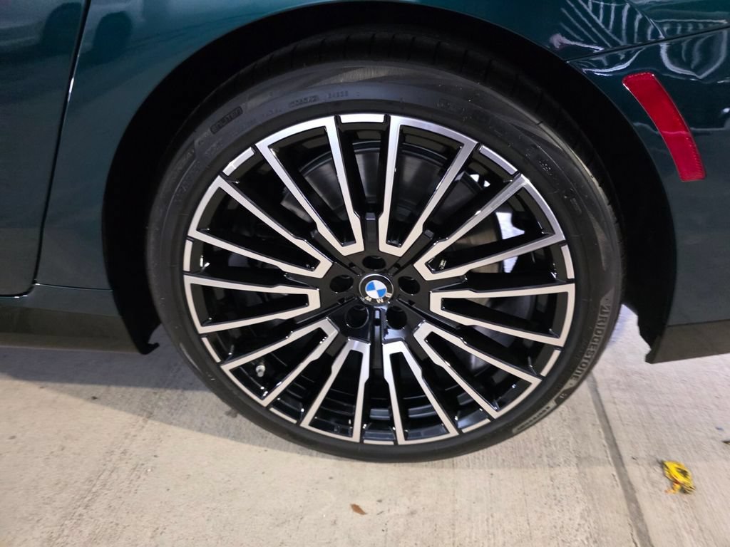 New 2026 BMW 760i xDrive w/ Premium Package AWD/4WD image 6