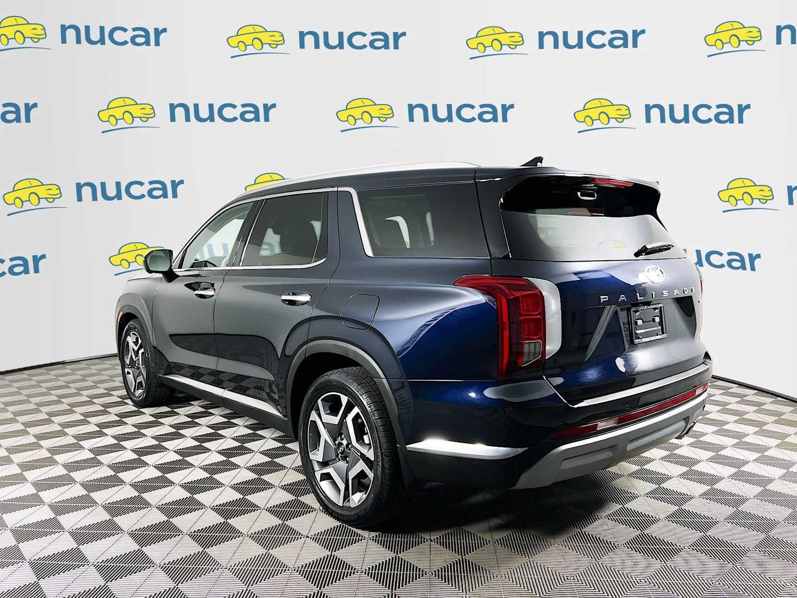 Used 2024 Hyundai Palisade Limited AWD/4WD image 5