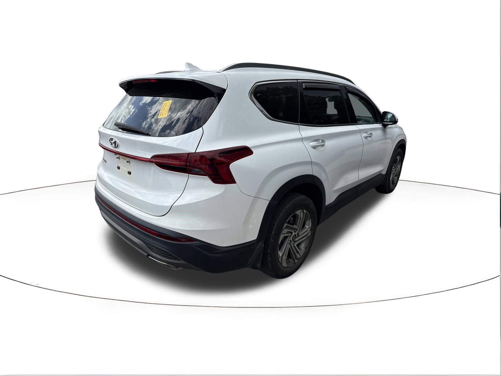Certified 2023 Hyundai Santa Fe SEL image 2