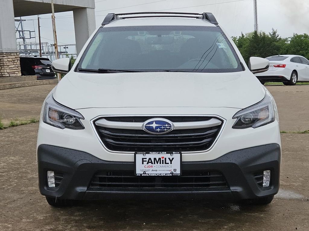 Used 2021 Subaru Outback Premium AWD/4WD image 2