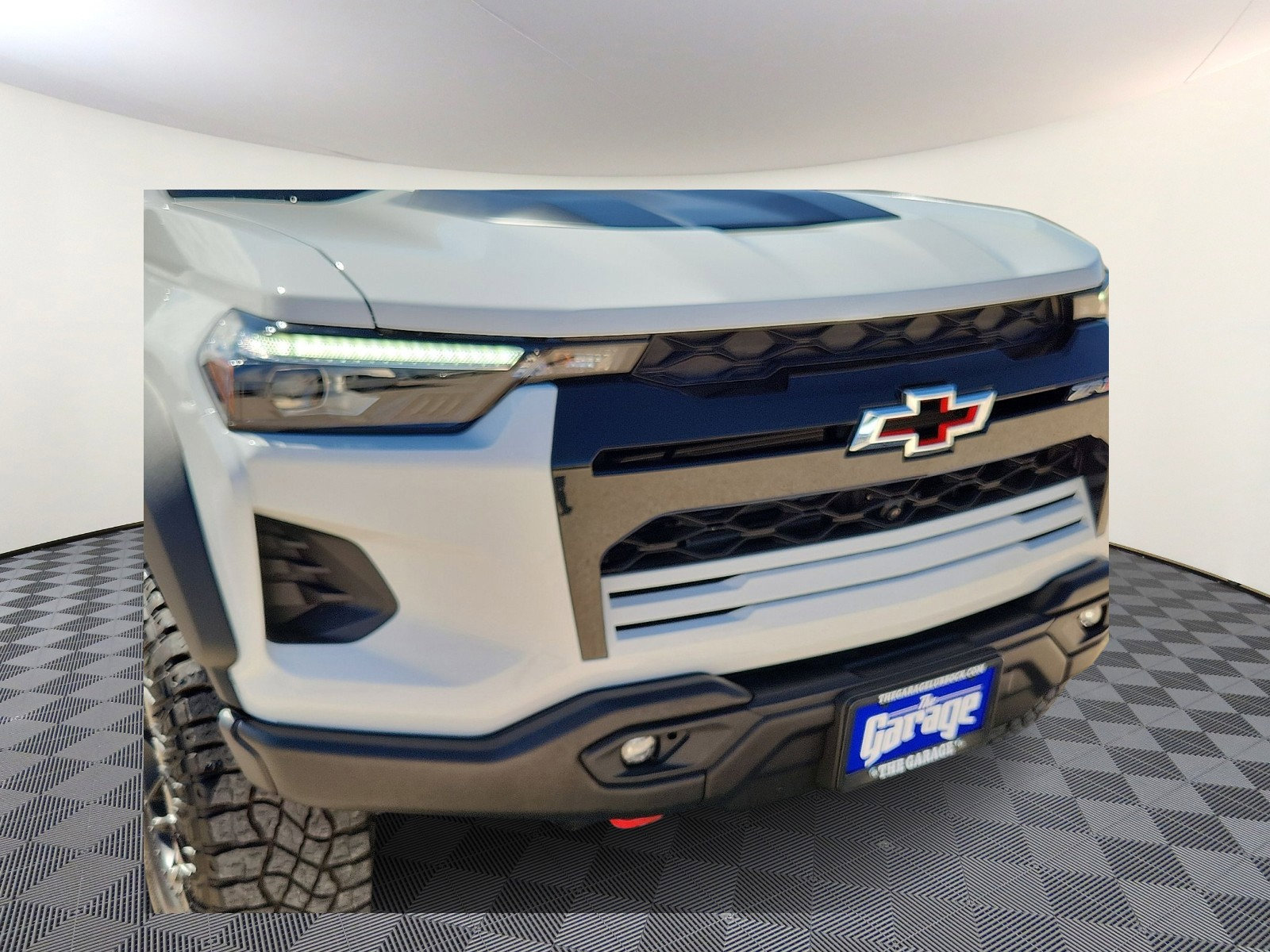 Used 2024 Chevrolet Colorado ZR2 w/ ZR2 Bison Edition image 6