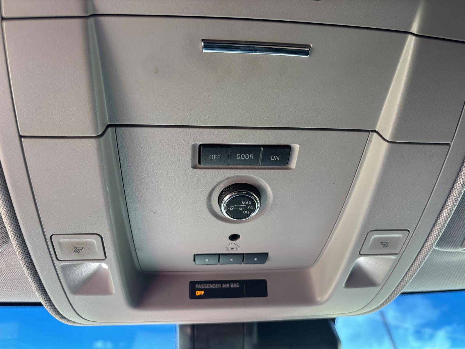 Used 2019 GMC Yukon XL SLT image 27