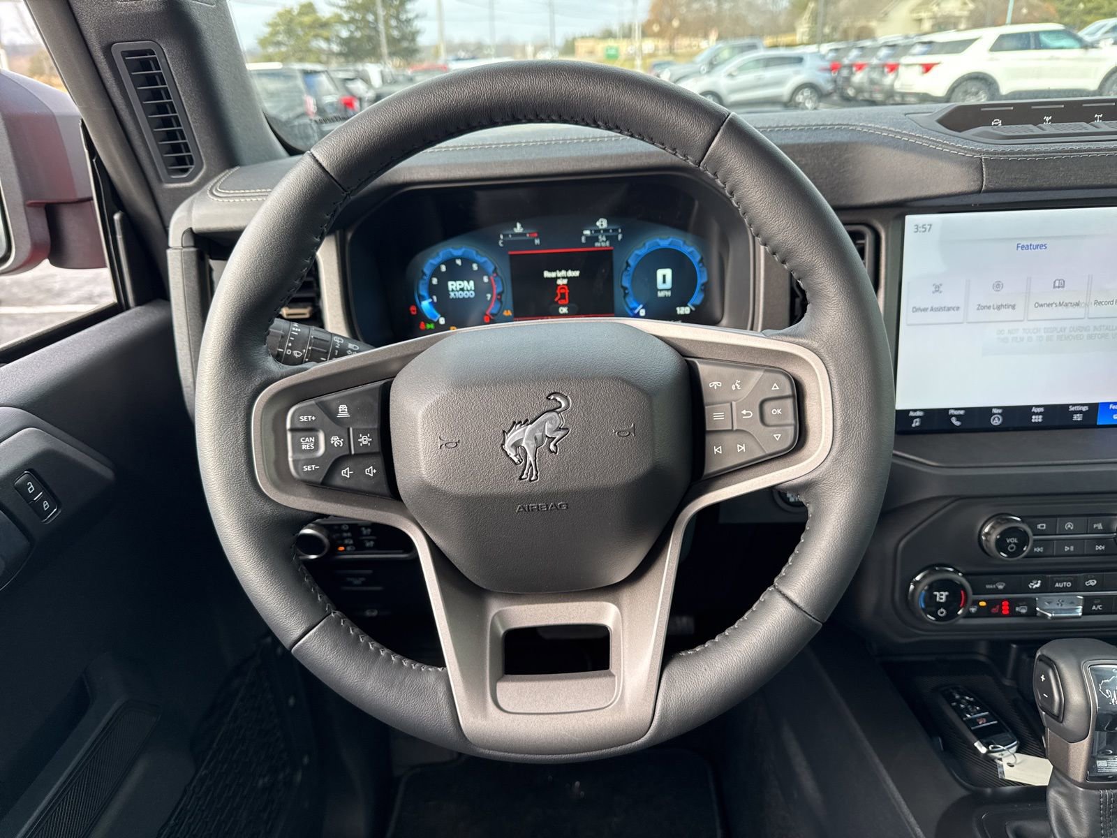 New 2025 Ford Bronco Badlands image 21