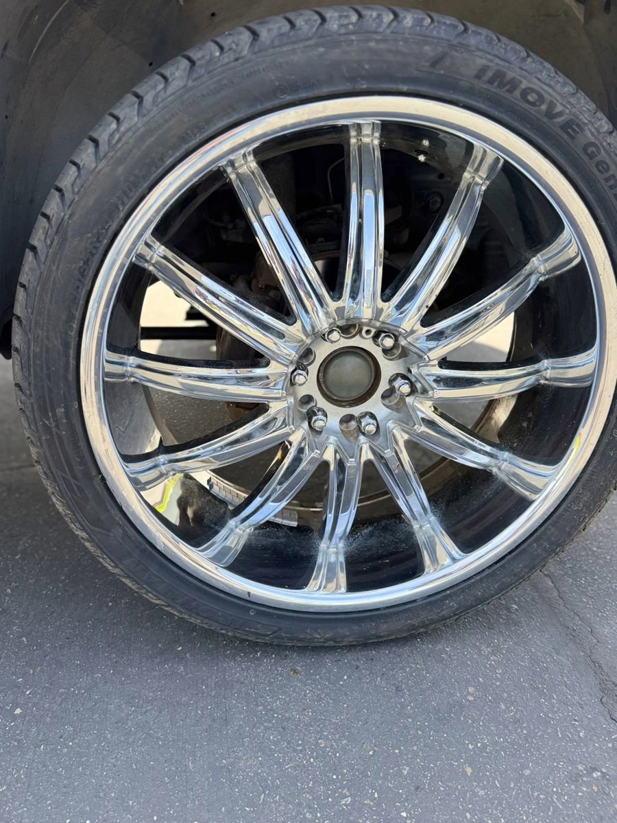 Used 2002 GMC Yukon SLE image 19