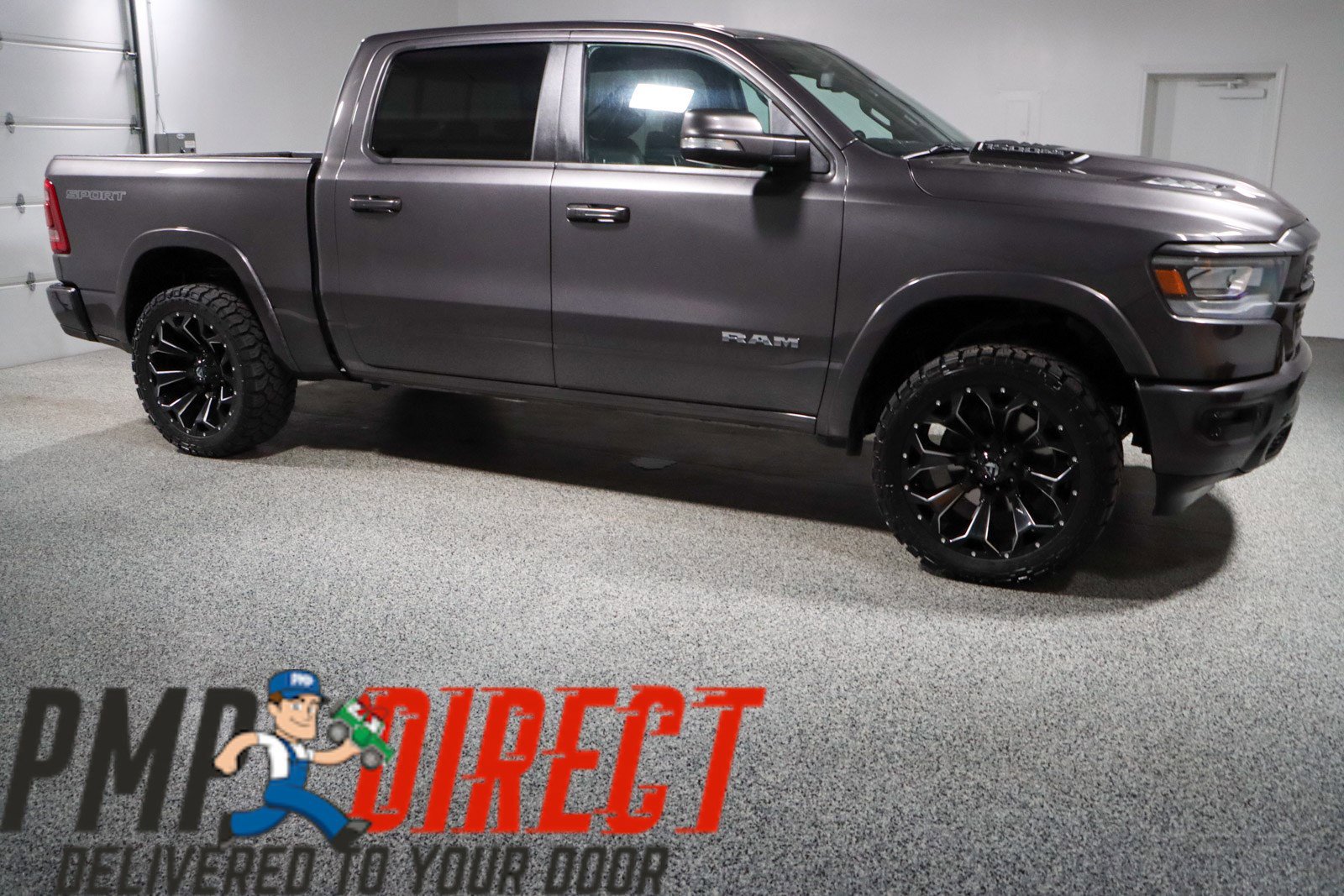 Used 2020 RAM 1500 Laramie w/ Sport Appearance Package image 6