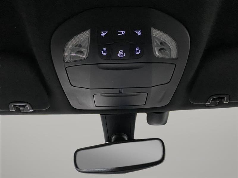 Used 2018 Chrysler Pacifica Touring Plus w/ S Appearance Package FWD image 15