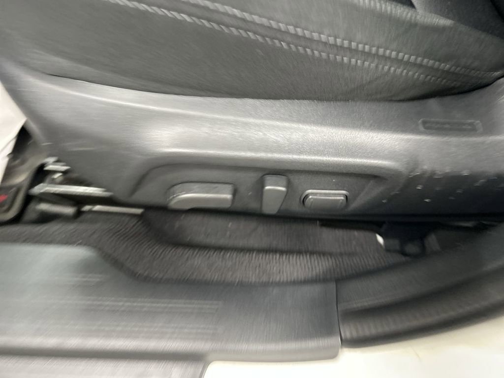 Used 2018 Subaru Legacy 2.5i Premium w/ Eyesight & BSD & Rcta & HBA AWD/4WD image 10