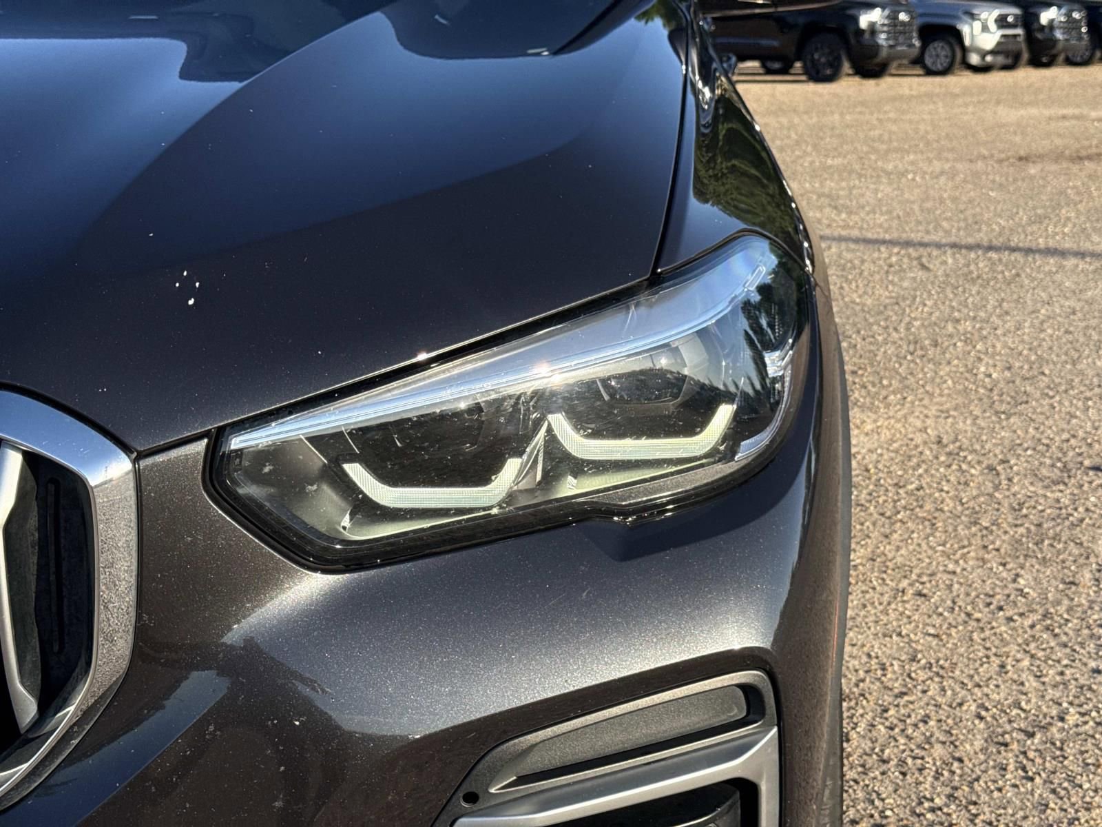 Used 2022 BMW X5 sDrive40i w/ Premium Package image 9