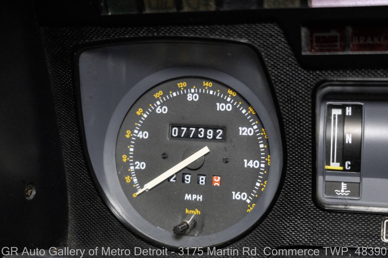 Used 1989 Jaguar XJS V12 Convertible RWD image 19