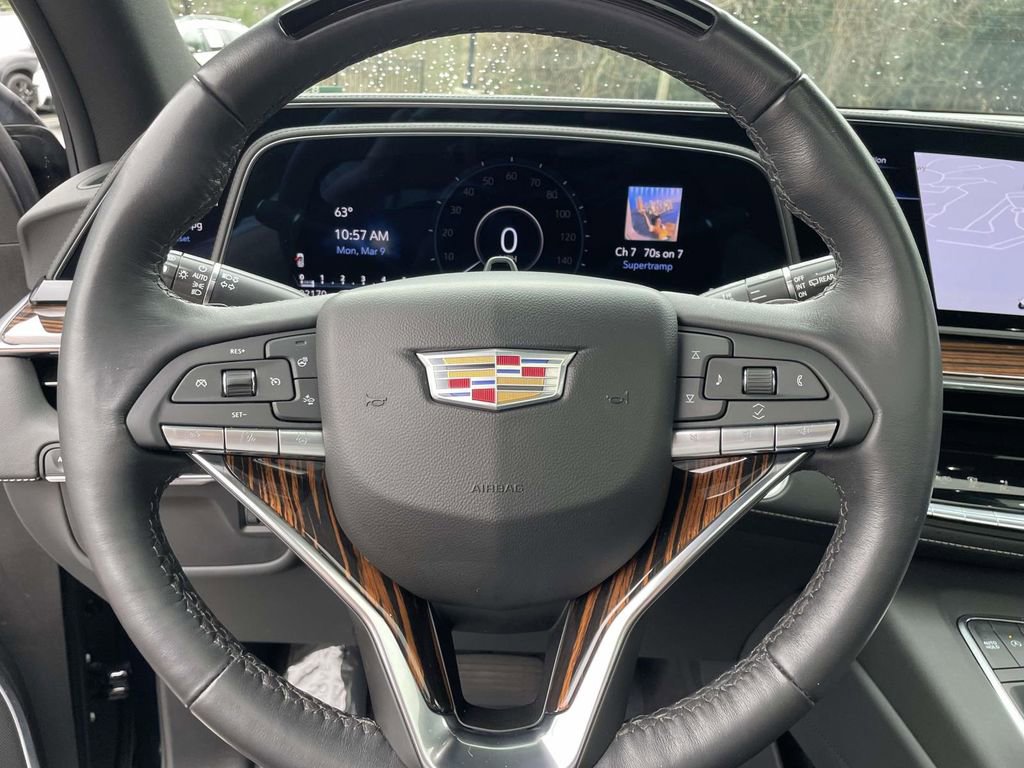 Certified 2024 Cadillac Escalade ESV Premium Luxury image 23