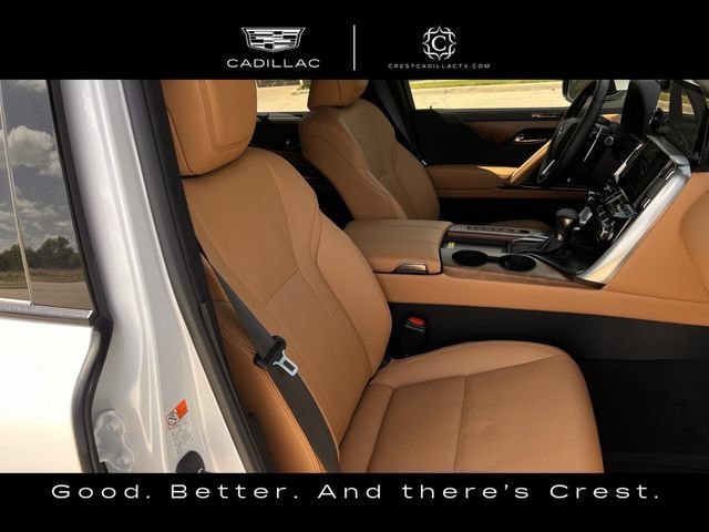 Used 2025 Lexus LX 600 4WD w/ Accessory Package (2T) image 26