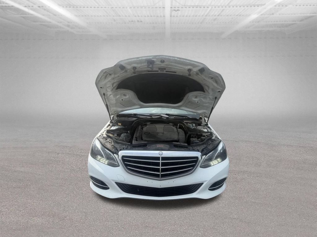 Used 2014 Mercedes-Benz E 350 4MATIC Sedan image 56