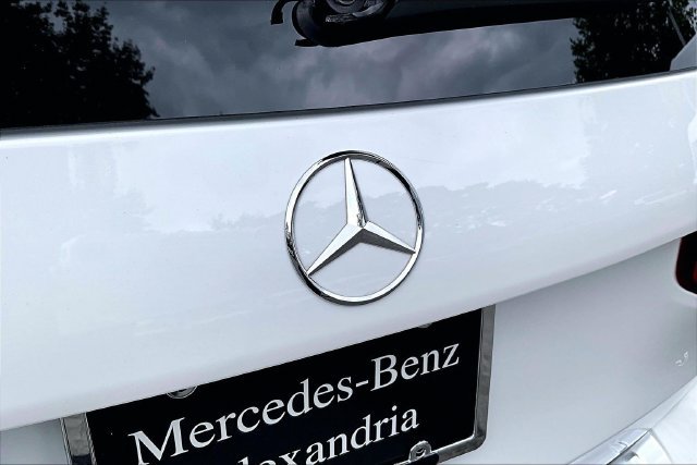 Used 2026 Mercedes-Benz GLB 250 4MATIC image 28