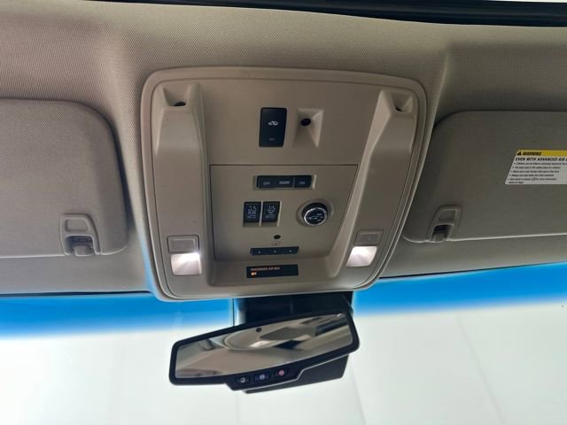 Used 2016 GMC Yukon XL SLT w/ Premium Edition image 24