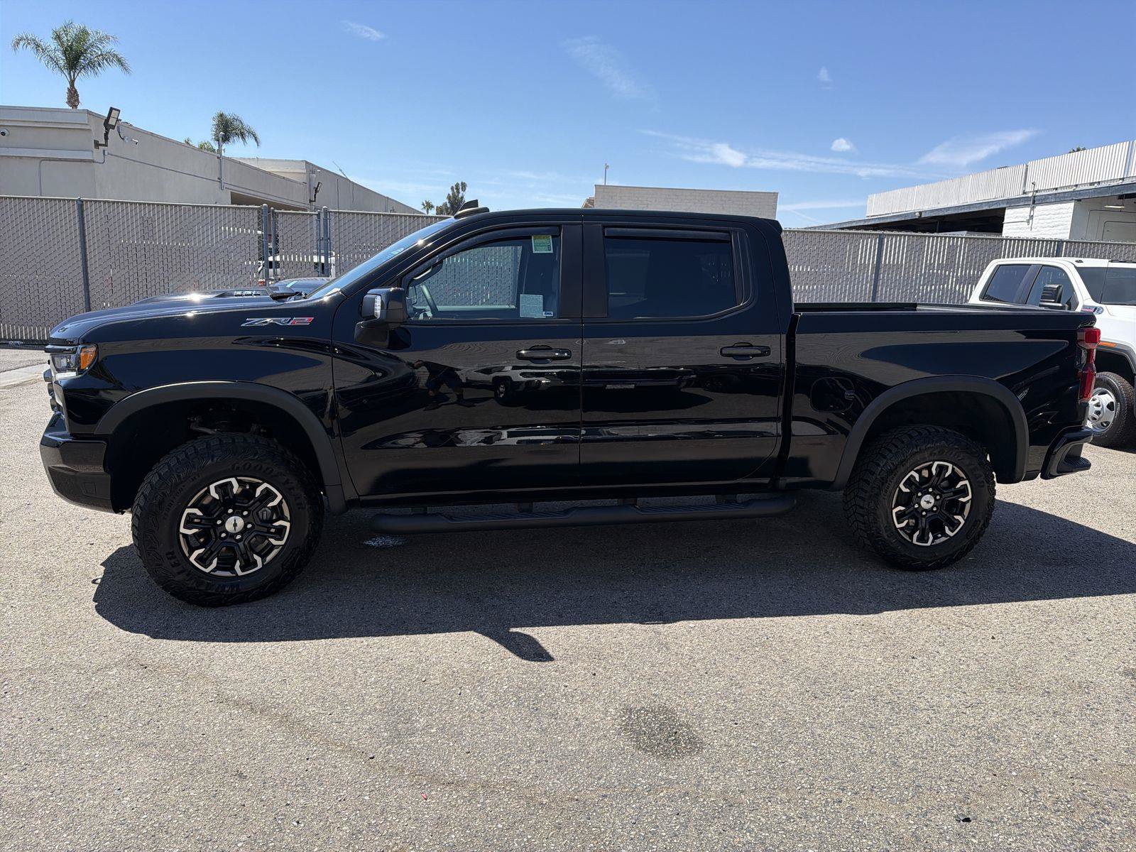 Used 2024 Chevrolet Silverado 1500 ZR2 AWD/4WD image 7