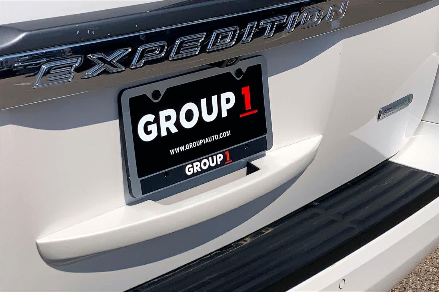 Used 2017 Ford Expedition EL Limited w/ Equipment Group 301A RWD image 31