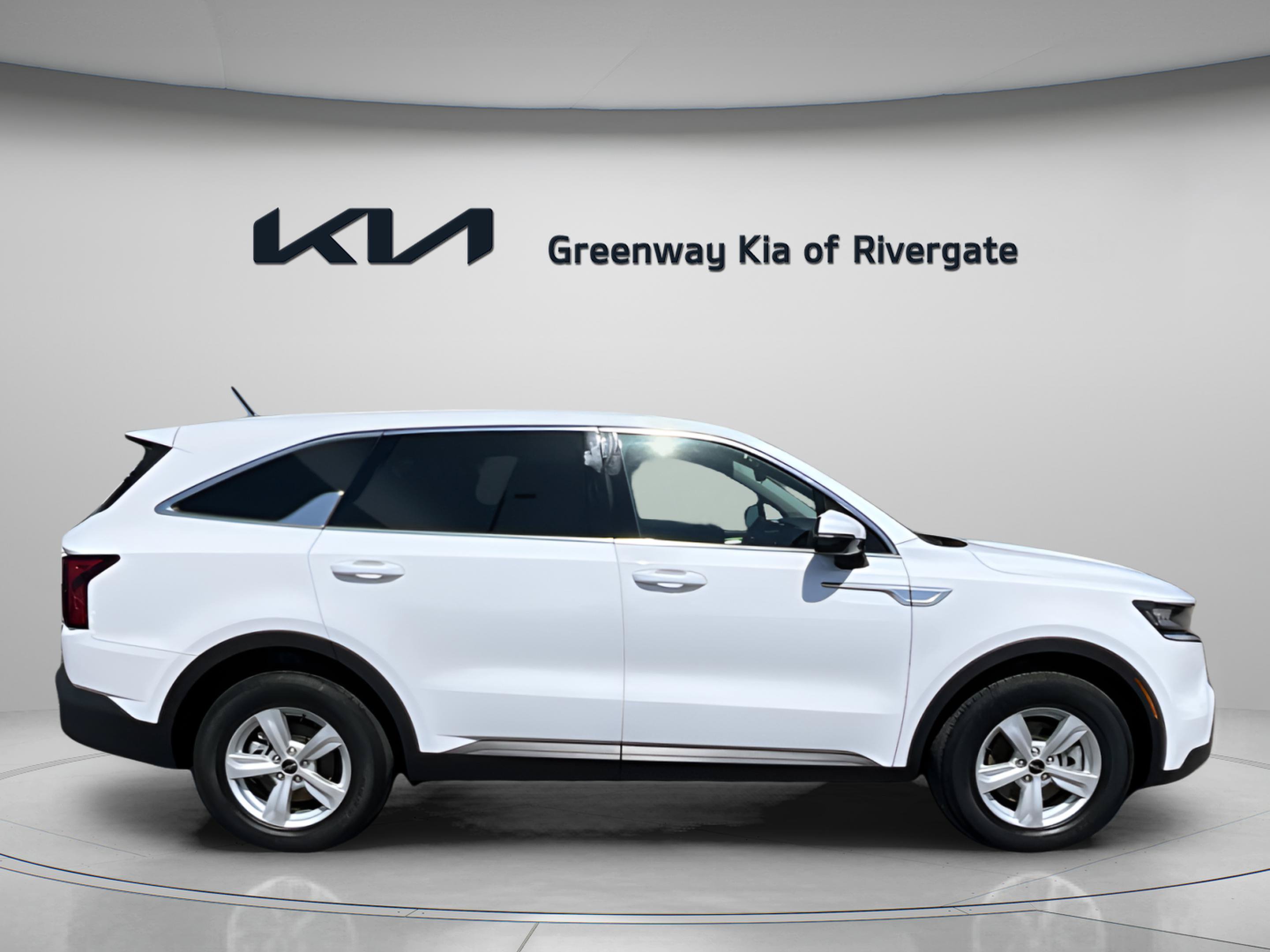 Used 2023 Kia Sorento LX FWD image 8