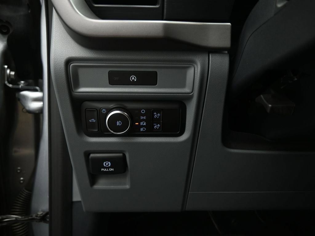 Used 2025 Ford F150 XLT w/ Equipment Group 301A Standard image 12