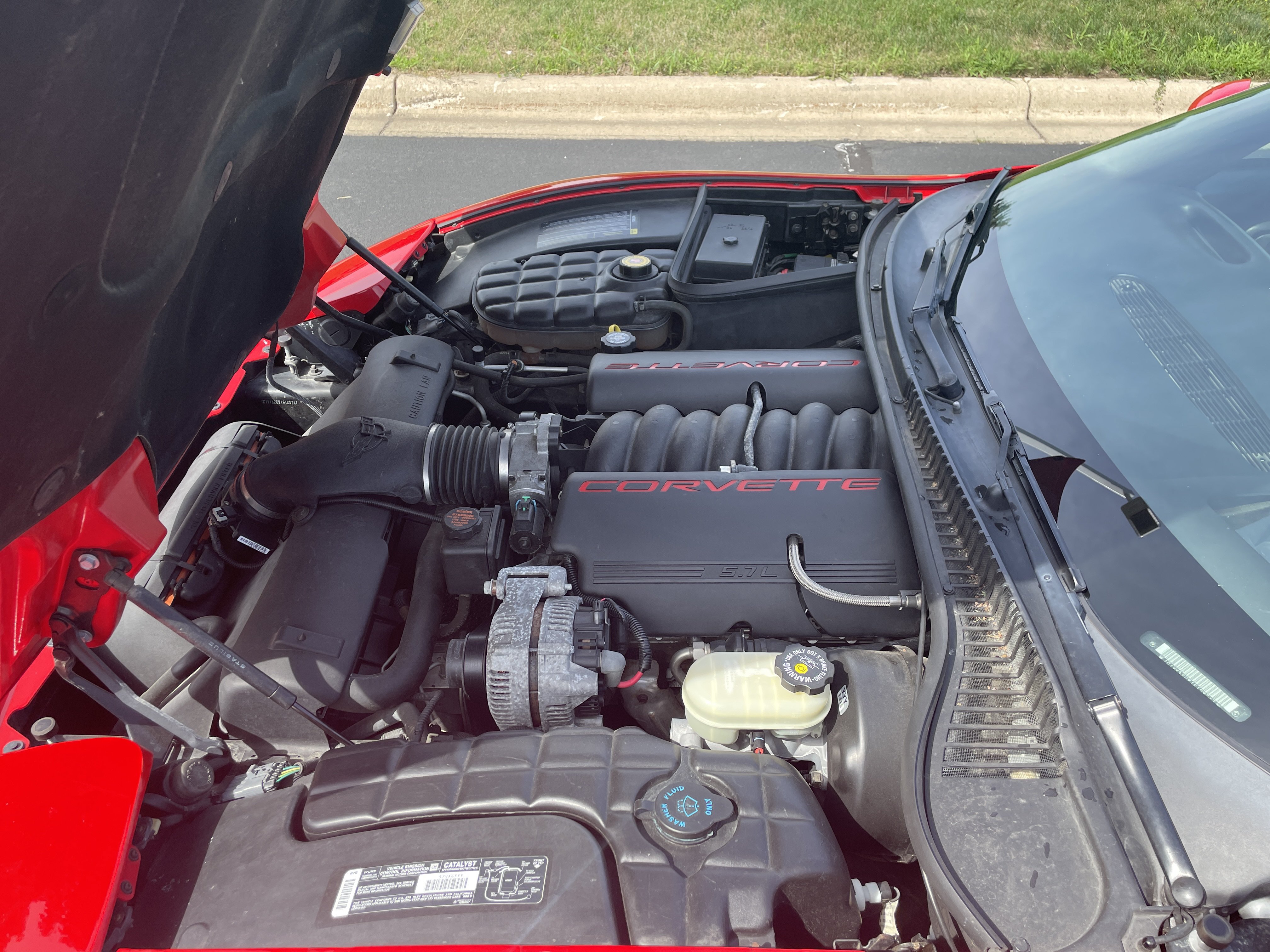 Used 2001 Chevrolet Corvette Convertible w/ Preferred Equipment Group2 RWD image 22
