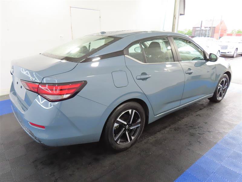 Used 2024 Nissan Sentra SV FWD image 15