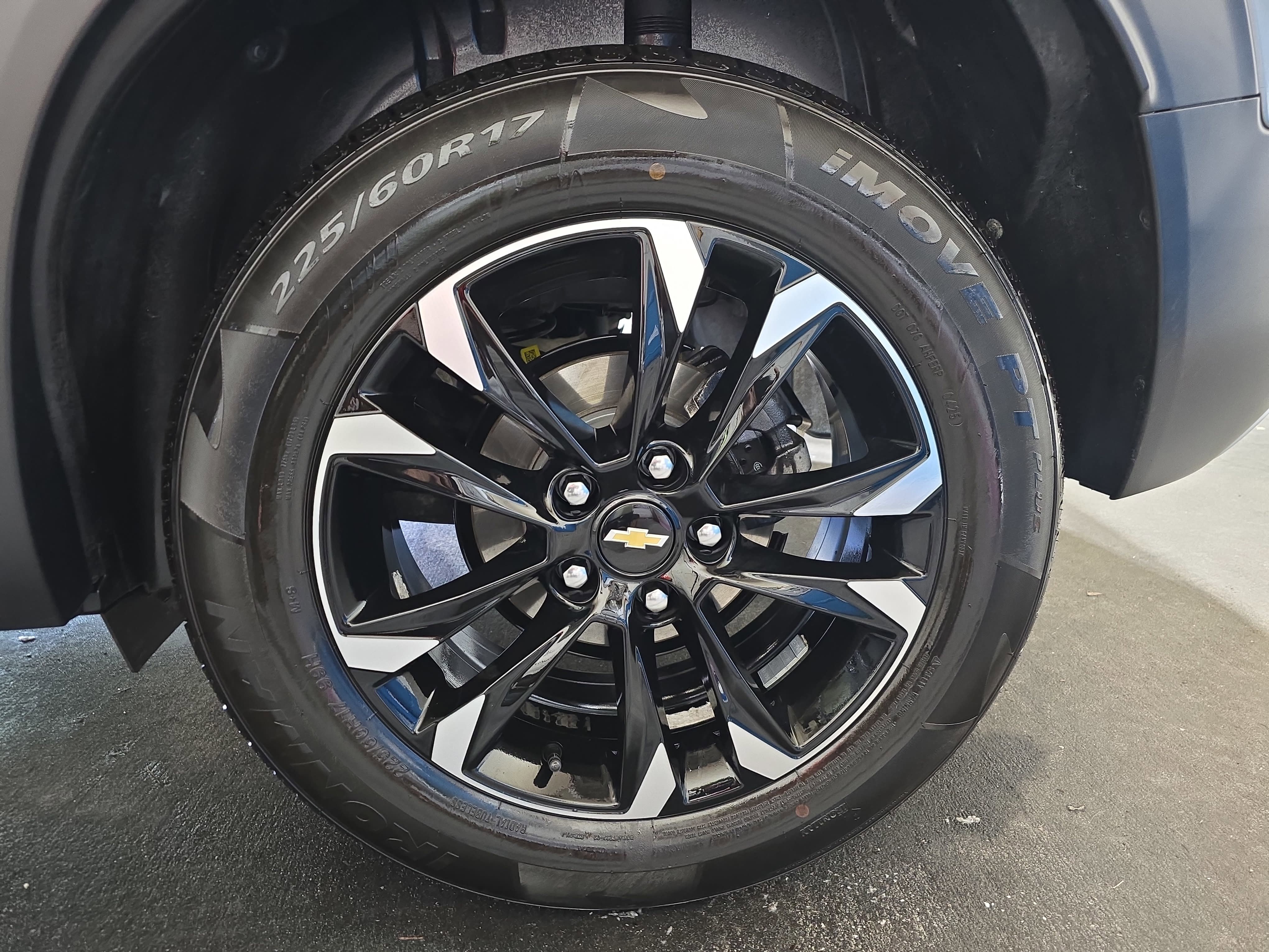 Used 2023 Chevrolet TrailBlazer LT FWD image 31