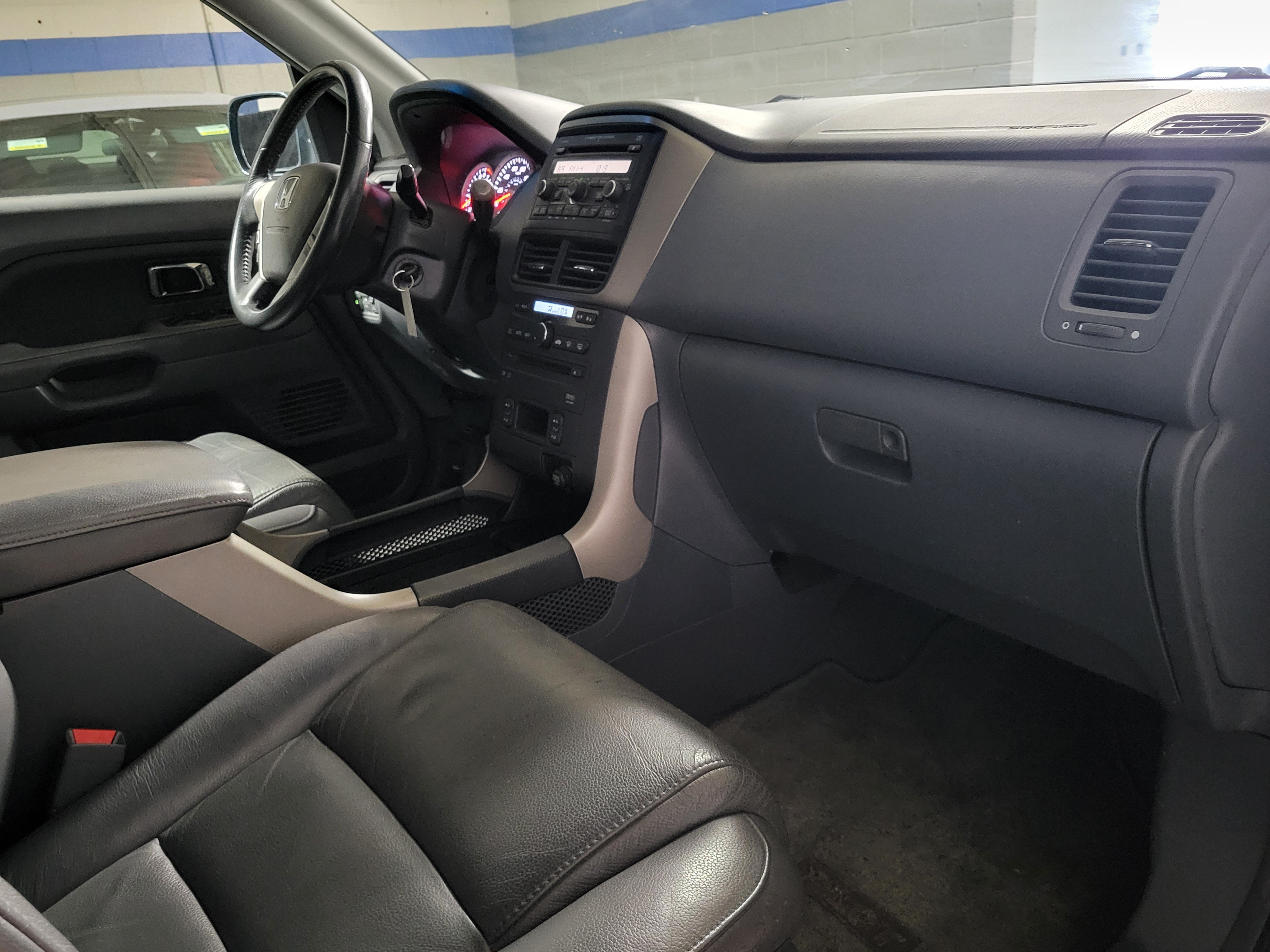 Used 2008 Honda Pilot EX-L image 10
