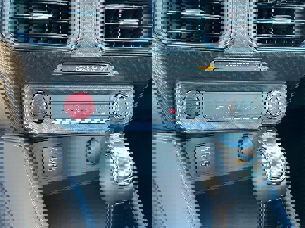 New 2025 Ford Mustang Dark Horse image 27