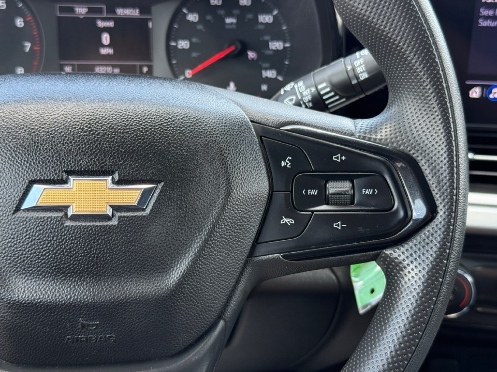 Used 2024 Chevrolet Trax LS FWD image 20
