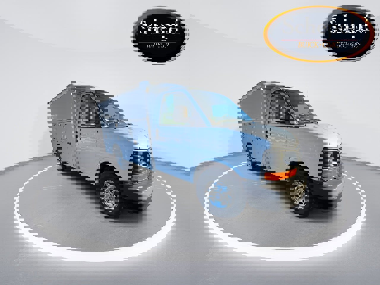 Used 2014 Chevrolet Express 3500 image 2