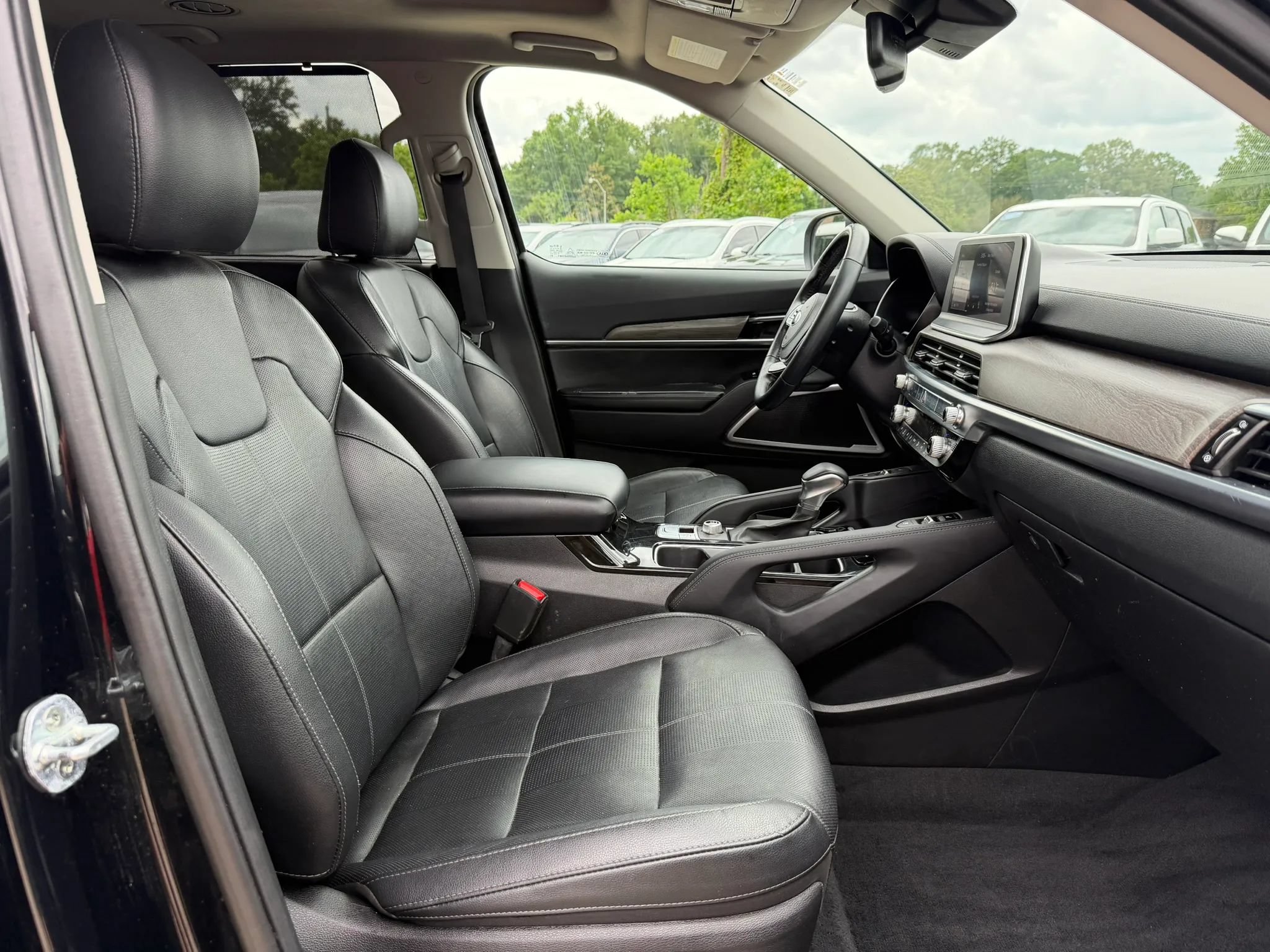 Used 2021 Kia Telluride EX w/ EX Premium Package FWD image 24