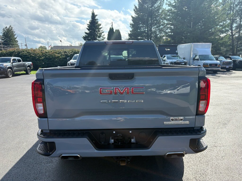 Used 2024 GMC Sierra 1500 Elevation w/ Preferred Package AWD/4WD image 5
