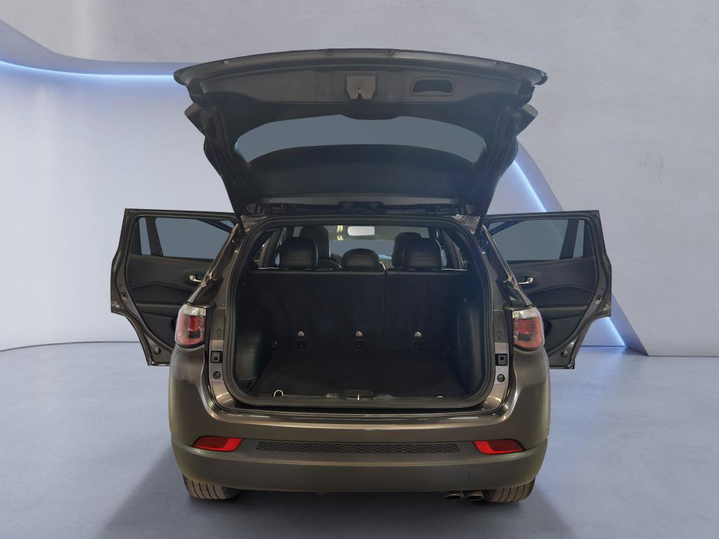 Used 2021 Jeep Compass Latitude w/ Sun and Sound Group AWD/4WD image 13