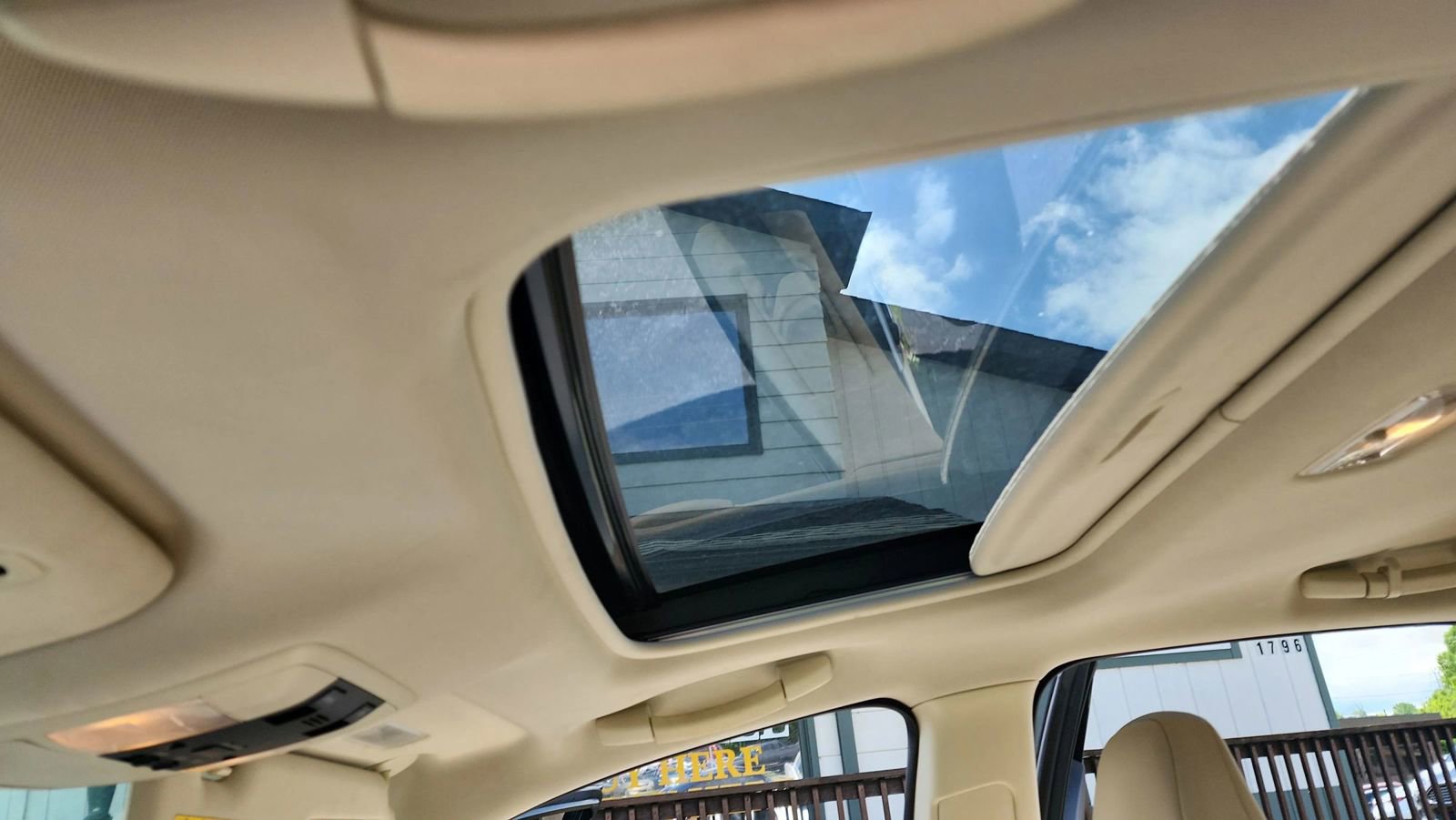 Used 2015 Lexus CT 200h image 12