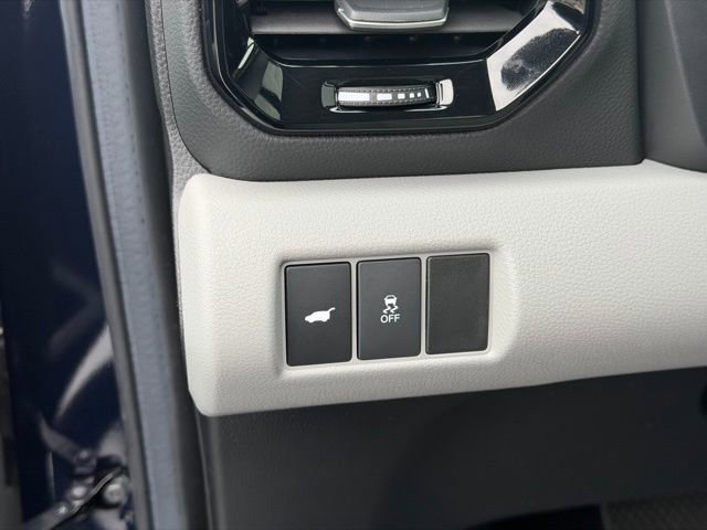 Certified 2025 Honda Pilot Touring image 25