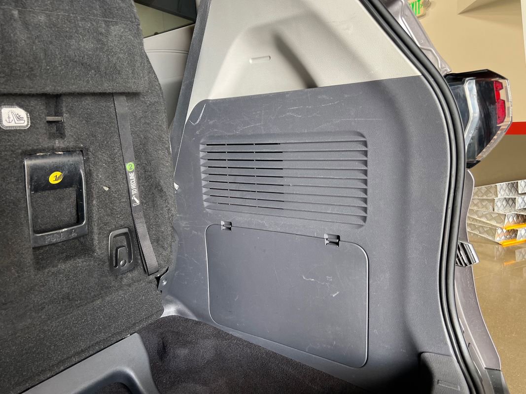 Used 2021 Toyota Sienna LE image 46