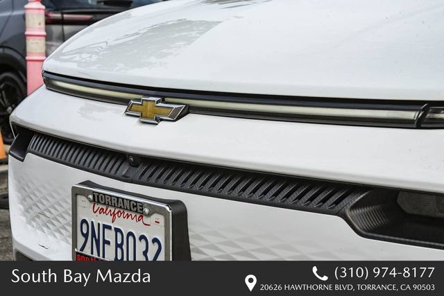 Used 2024 Chevrolet Equinox EV LT w/ LPO, All-Weather Mat Package FWD image 5