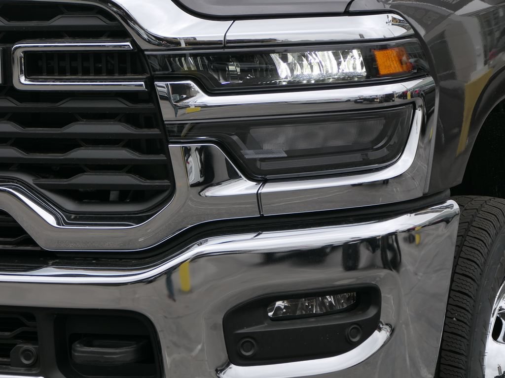 New 2026 RAM 3500 Tradesman AWD/4WD image 8