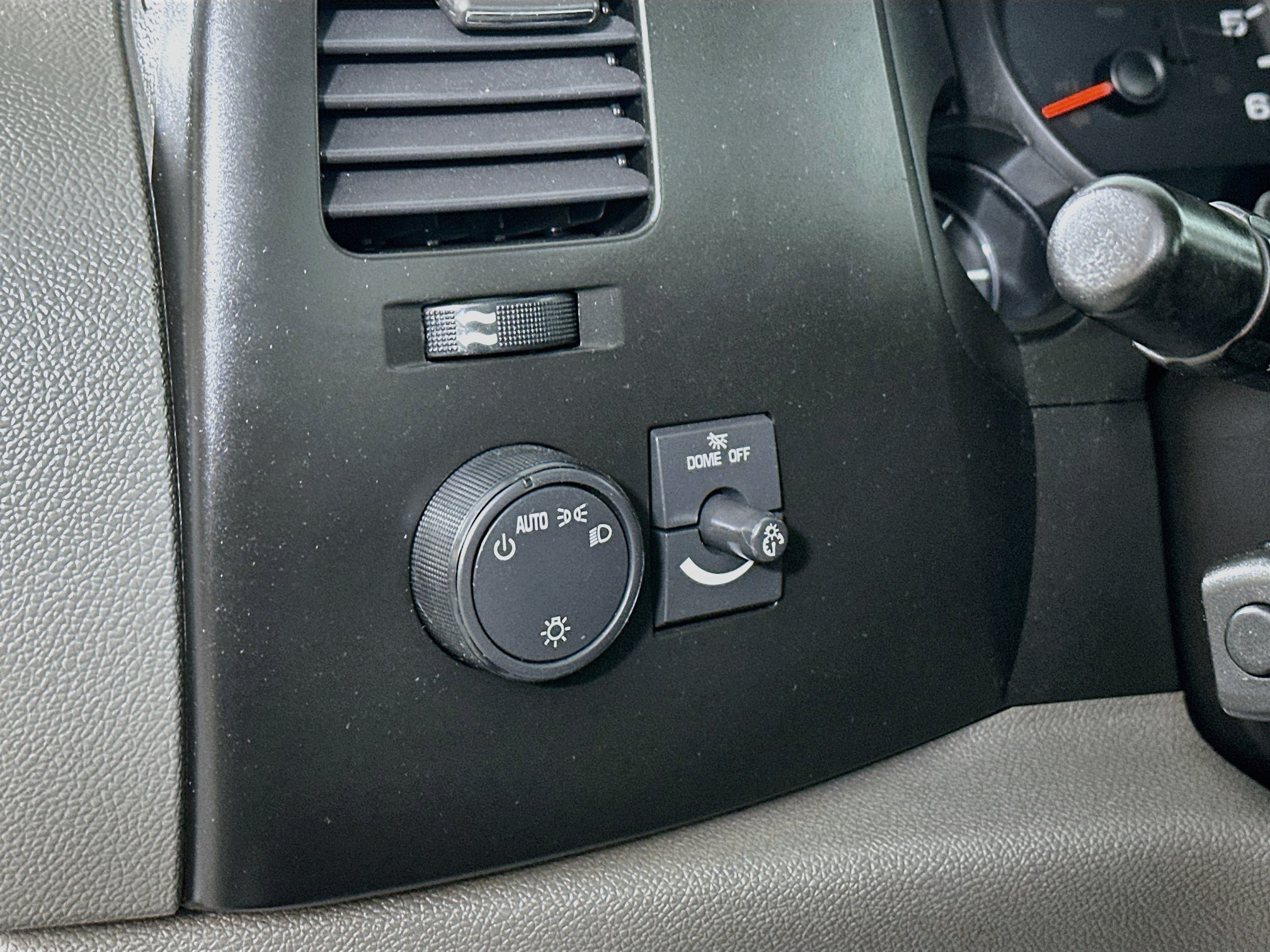 Used 2009 Chevrolet Silverado 1500 W/T RWD image 10