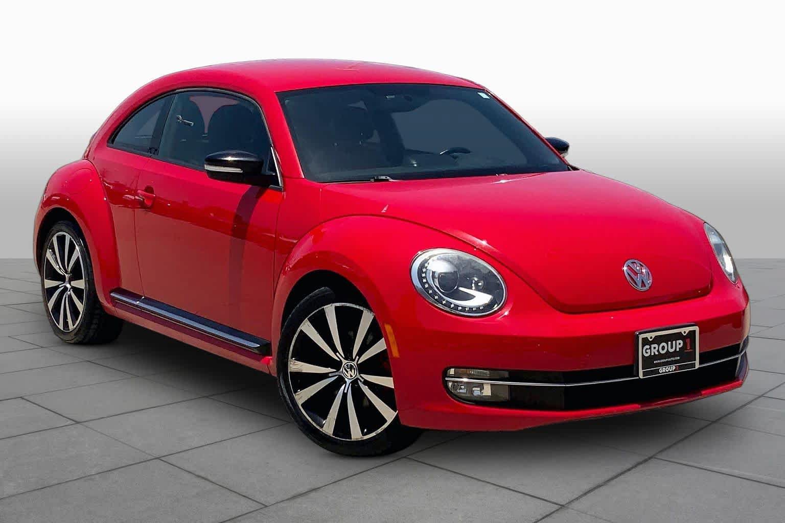Used 2012 Volkswagen Beetle 2.0T FWD video 2