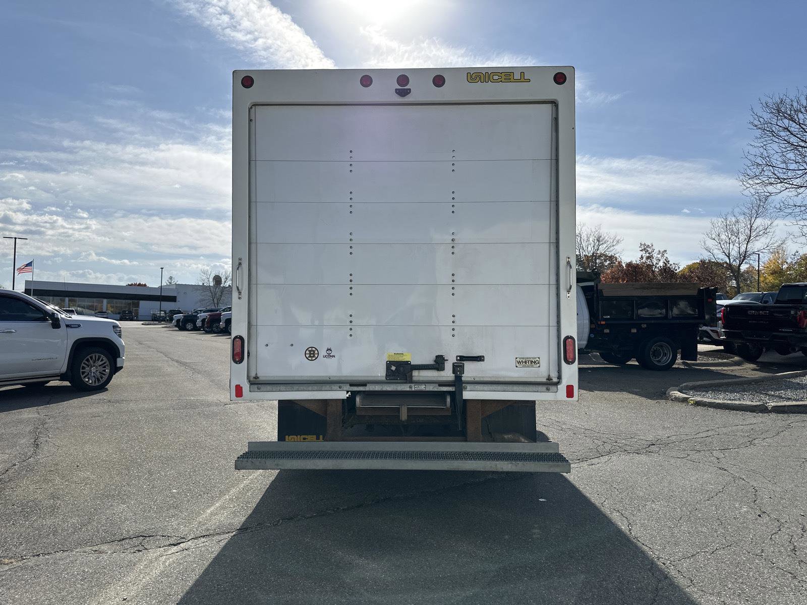 Used 2022 GMC Savana 3500 w/ Power Convenience Package image 5