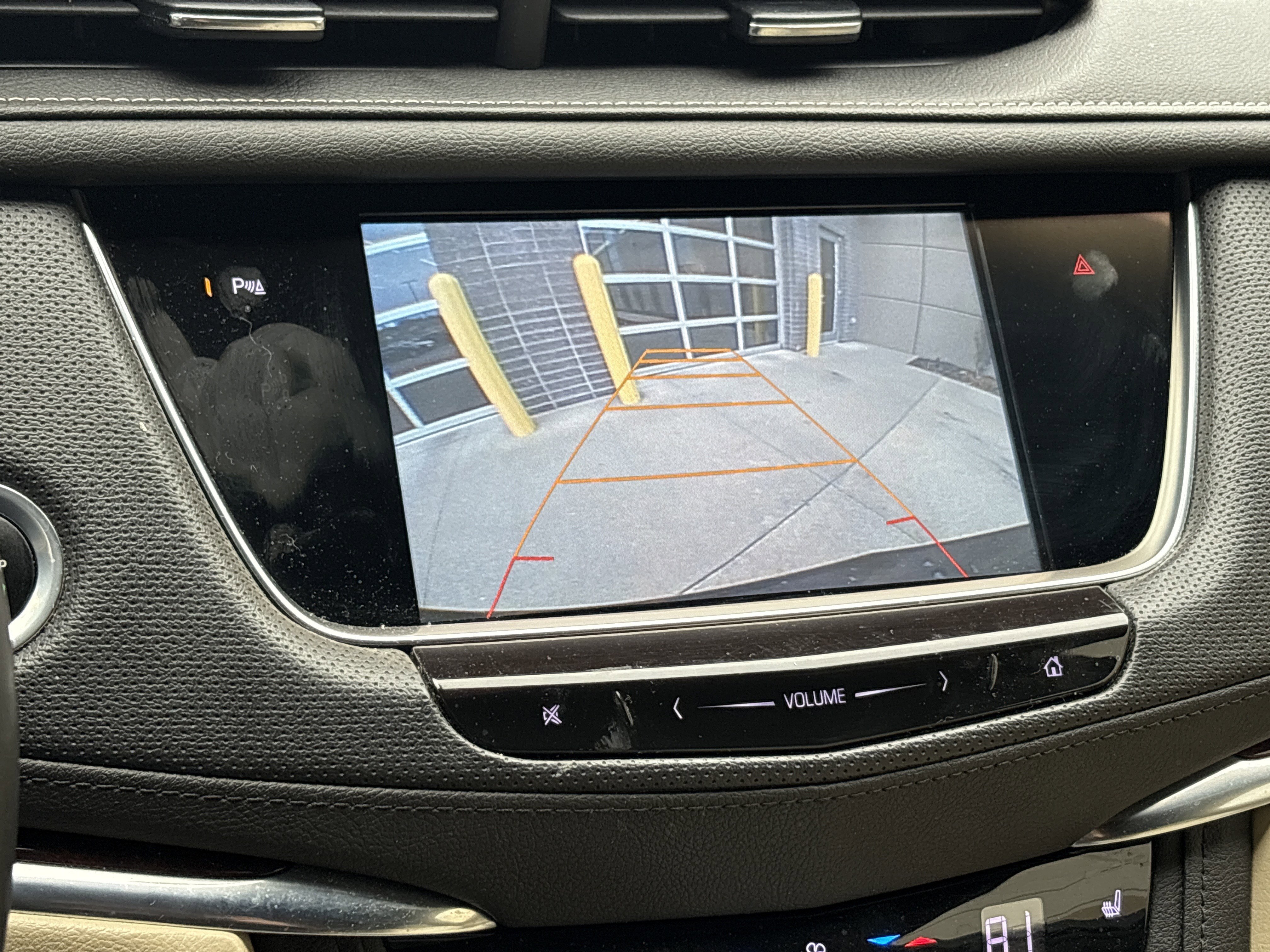 Used 2017 Cadillac XT5 Luxury image 24